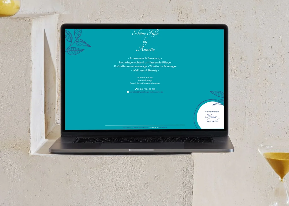Webseite von Fußpflege Falkenstein Webseite von Fußpflege Falkenstein auf einem Laptop