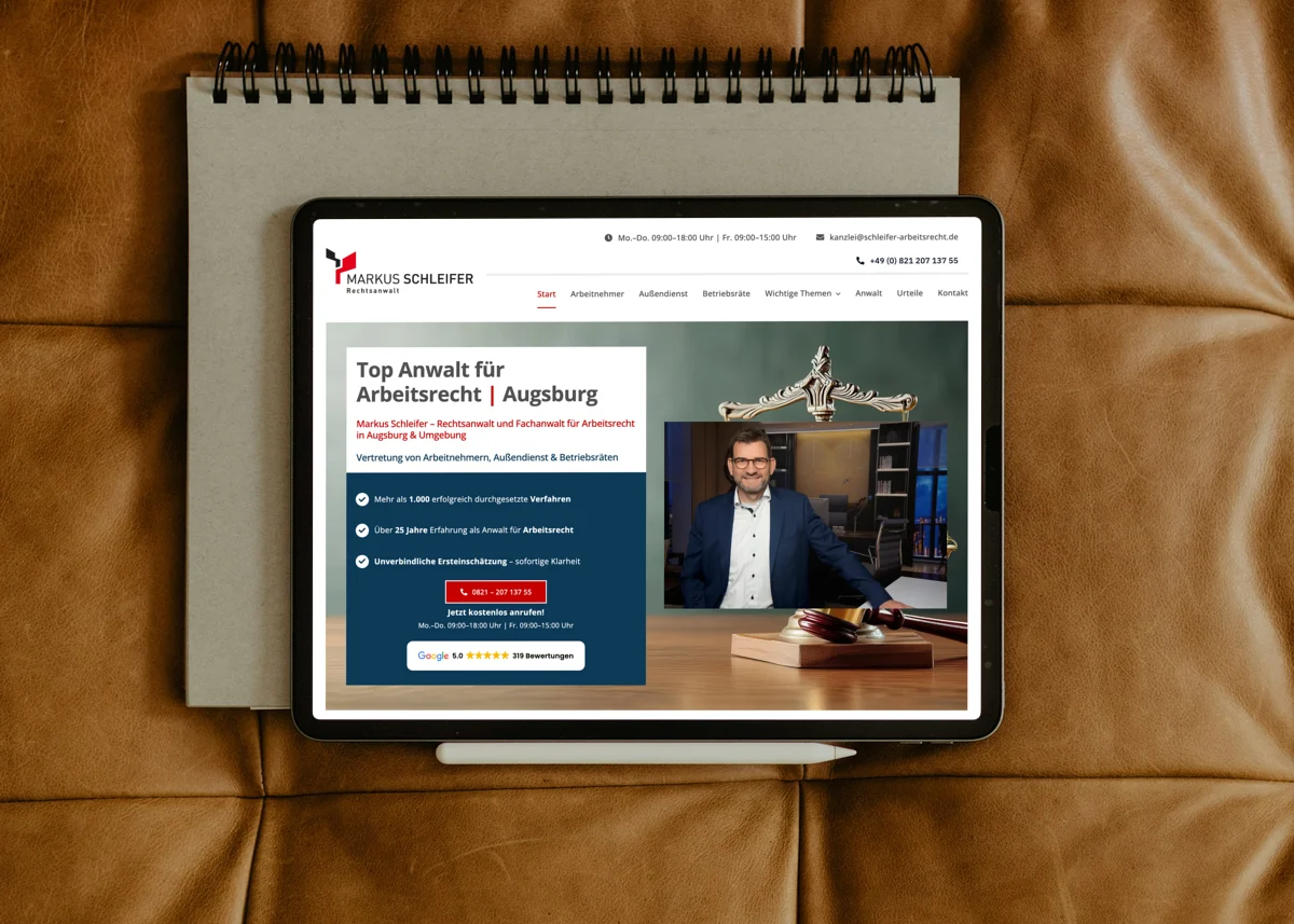 Webseite von Schleifer Arbeitsrecht Webseite von Kanzlei Schleifer auf einem Tablet